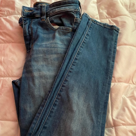 american eagle skinny non ripped jeans, size 8 short! - Picture 2 of 4
